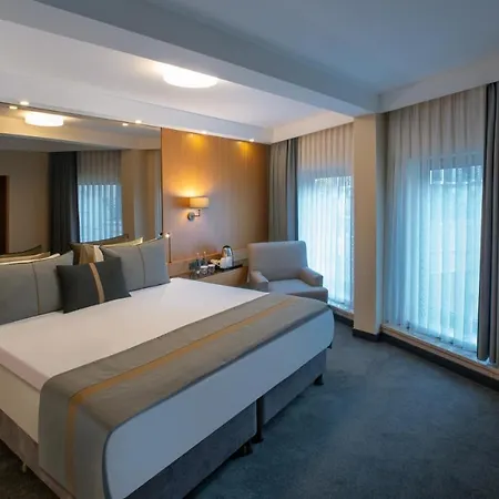 Tan - Special Category Otel 4*