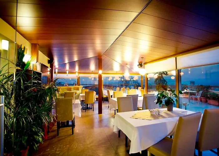 Tan - Special Category 4* Estambul