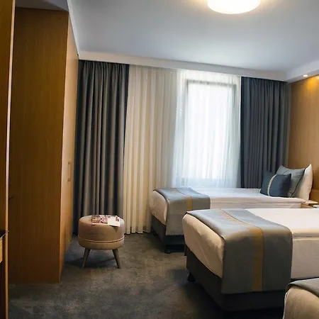 Hotel Tan - Special Category 4*