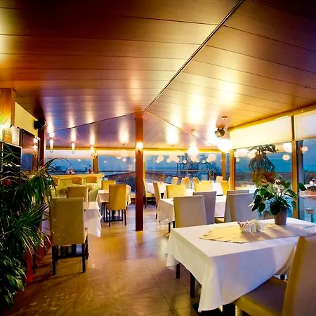 Tan - Special Category 4* Istambul