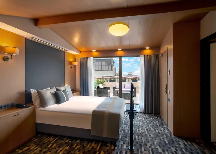 Tan - Special Category Istanbul