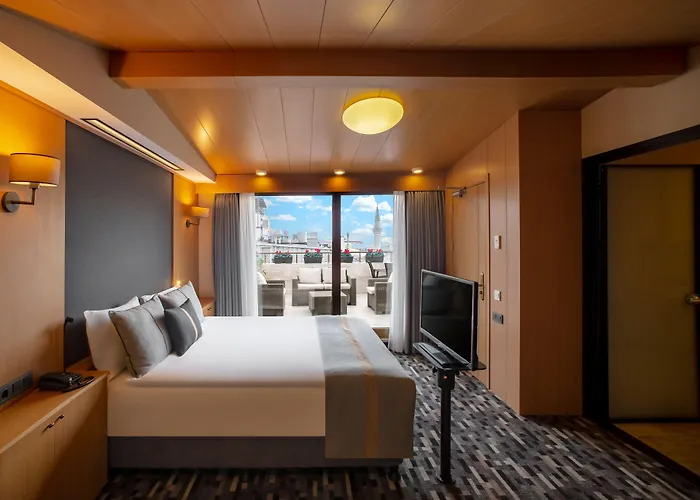 Hotell Tan - Special Category